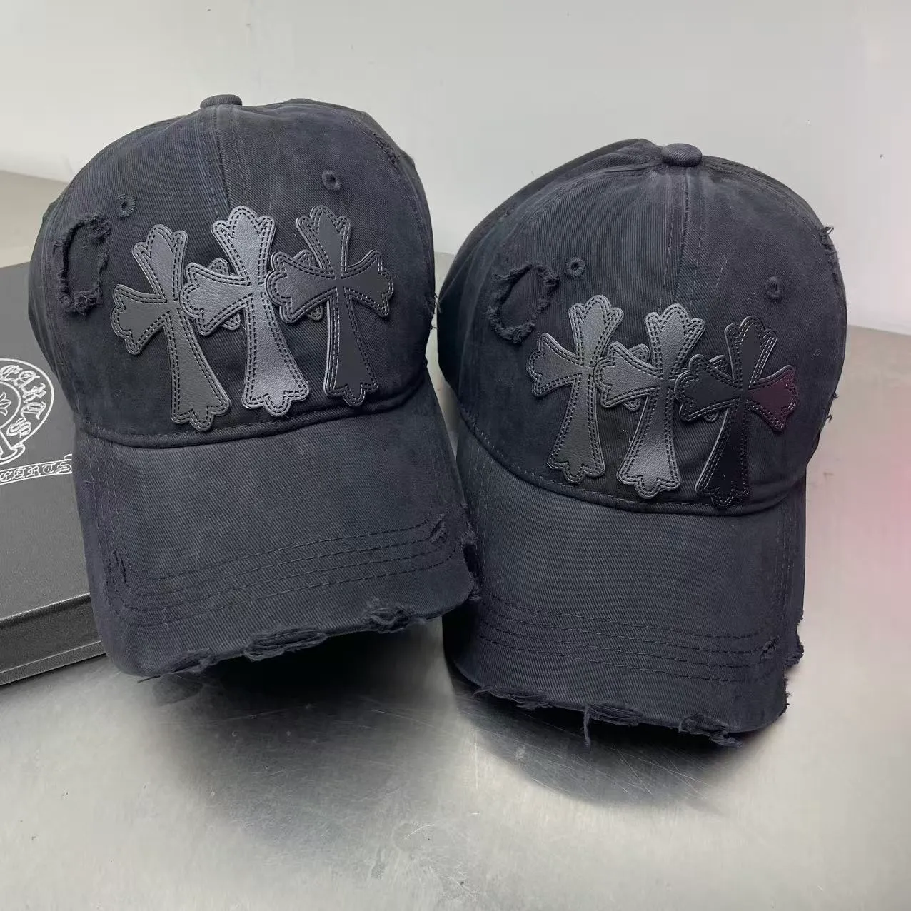 Live broadcast popular single style Croix heart baseball cap